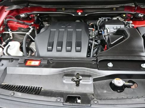 Used 2024 Mitsubishi Eclipse Cross AWD image 20