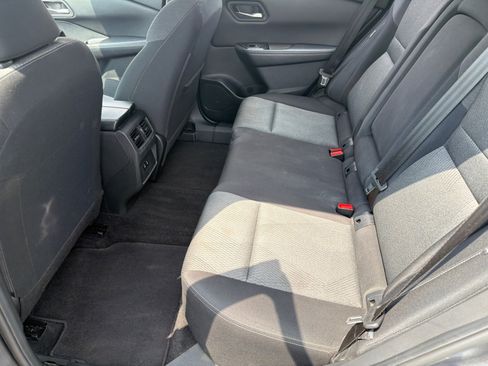Used 2024 Nissan Rogue SV FWD image 11