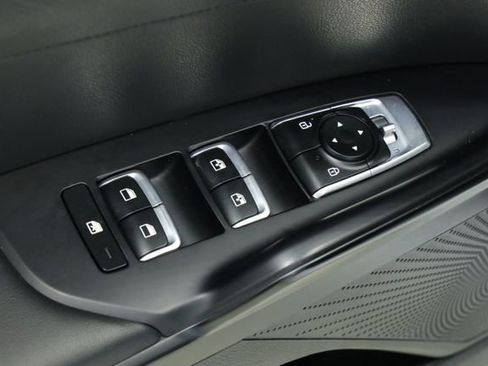 Used 2023 Kia K5 GT-Line image 30