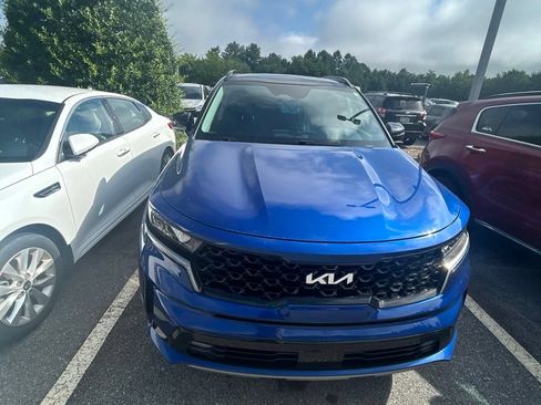 Certified 2023 Kia Sorento SX AWD/4WD image 16