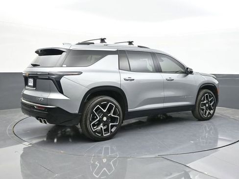 New 2025 Chevrolet Traverse High Country image 14