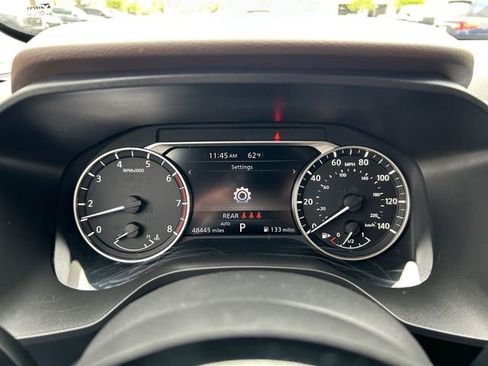 Used 2021 Nissan Rogue SV image 14