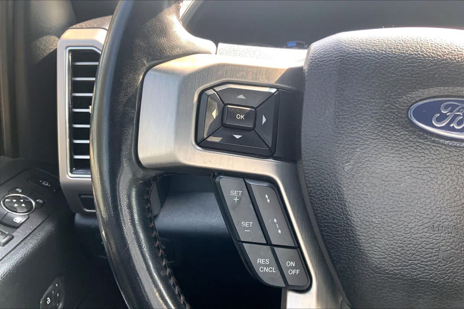 Used 2019 Ford F250 Platinum w/ Platinum Ultimate Package AWD/4WD image 24