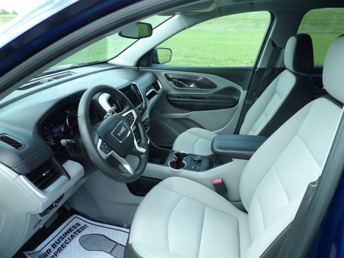 Used 2023 GMC Terrain SLE w/ Driver Convenience Package AWD/4WD image 13