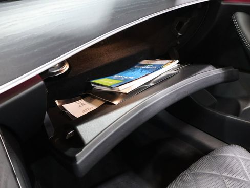 Used 2018 Mercedes-Benz E 400 4MATIC Cabriolet image 38