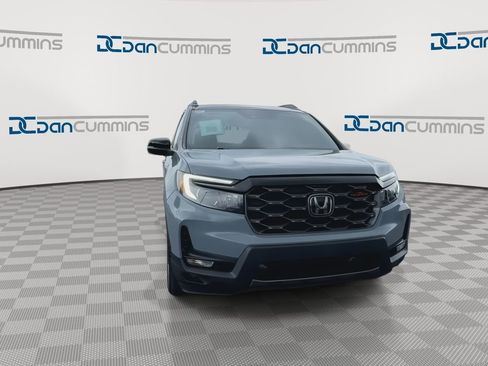Used 2022 Honda Passport TrailSport image 3