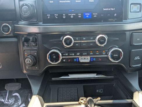 Used 2024 Ford F250 Lariat w/ Lariat Ultimate Package AWD/4WD image 16