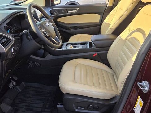 Used 2022 Ford Edge SEL w/ Convenience Package image 7