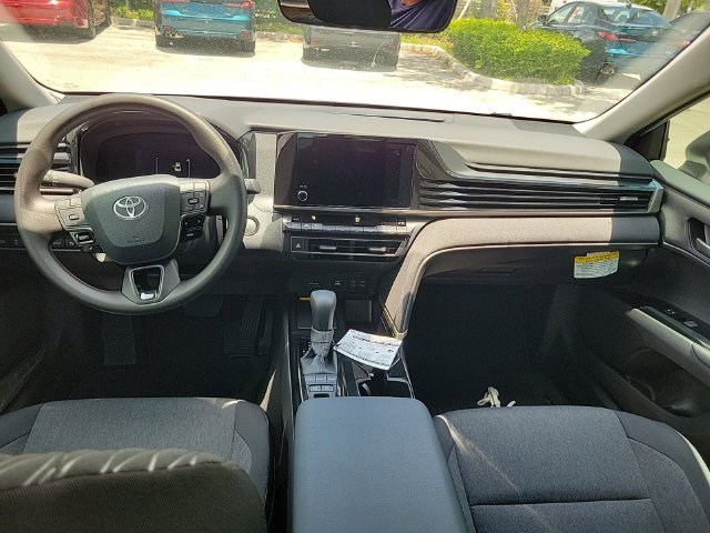 Used 2025 Toyota Camry LE w/ Convenience Package FWD image 8