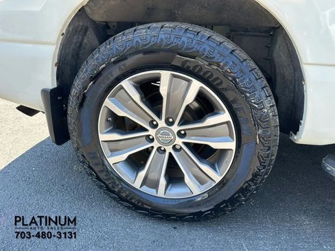 Used 2017 Nissan Titan SL RWD image 21