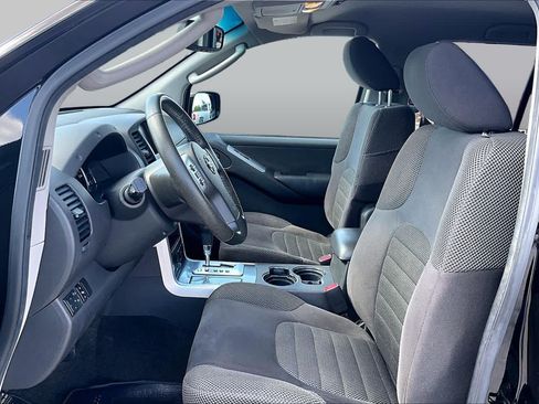 Used 2012 Nissan Pathfinder SV RWD image 7