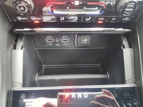 New 2025 Jeep Grand Cherokee L Limited image 7