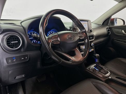 Used 2021 Hyundai Kona Limited w/ Cargo Package FWD image 21