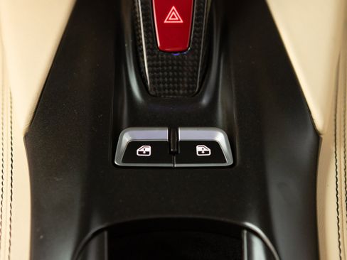 Certified 2018 Ferrari 812 Superfast image 83