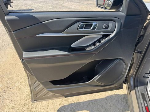 New 2026 Ford Explorer ST RWD image 32