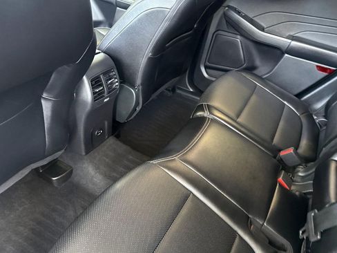 Used 2022 Ford Escape SEL w/ Technology Package FWD image 14