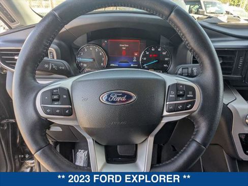 Used 2023 Ford Explorer XLT w/ Equipment Group 202A AWD/4WD image 13