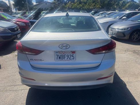 Used 2017 Hyundai Elantra SE FWD image 9