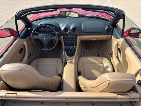 Used 1999 MAZDA MX-5 Miata image 22