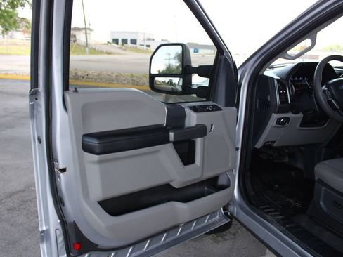 Used 2022 Ford F250 XLT w/ XLT Value Package AWD/4WD image 12