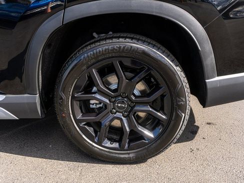 New 2025 Honda Pilot Touring image 10