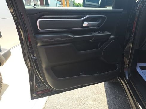 Used 2023 RAM 1500 Big Horn AWD/4WD image 11