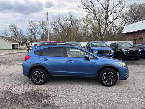 Used 2014 Subaru Crosstrek 2.0i Premium AWD/4WD image 4