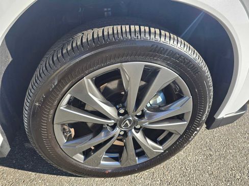 Used 2025 Lexus UX 300h AWD image 9