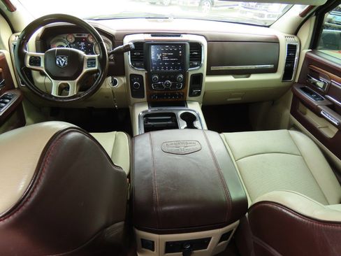 Used 2018 RAM 3500 Laramie Longhorn w/ Longhorn Southfork Package image 23