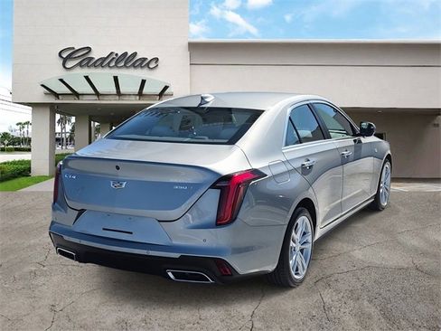 Used 2023 Cadillac CT4 Luxury image 5