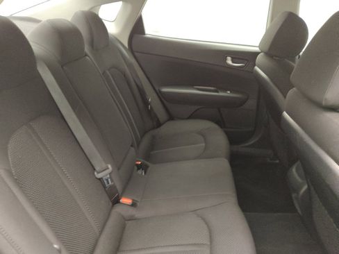 Used 2020 Kia Optima LX image 19