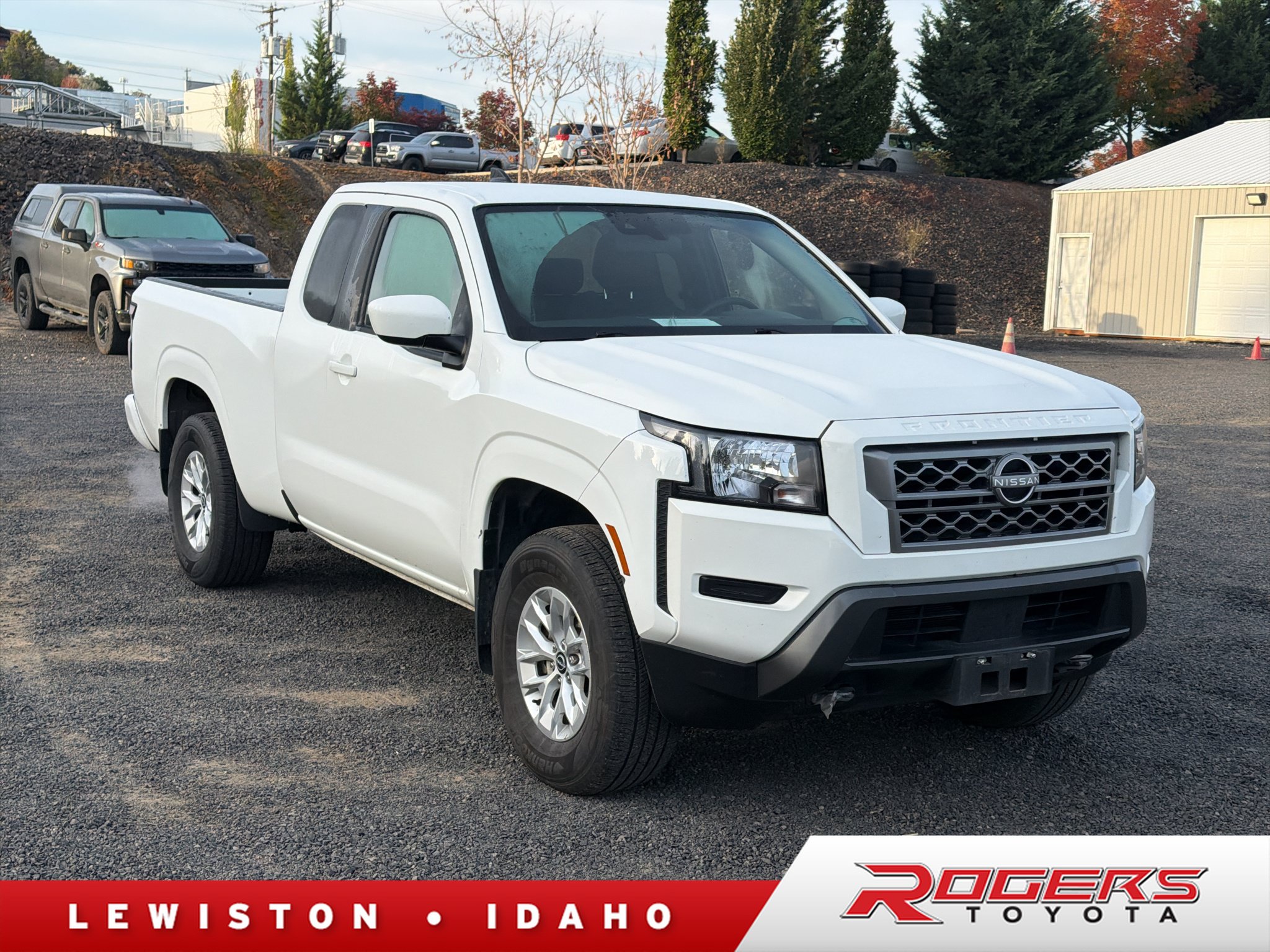 Used 2024 Nissan Frontier SV w/ Technology Package AWD/4WD image 1