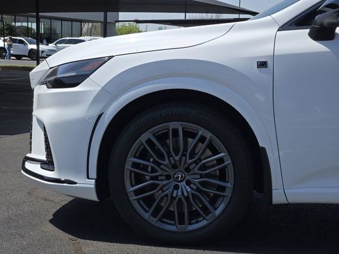 Used 2023 Lexus RX 500h F Sport w/ Accessory Package (K3) AWD/4WD image 8