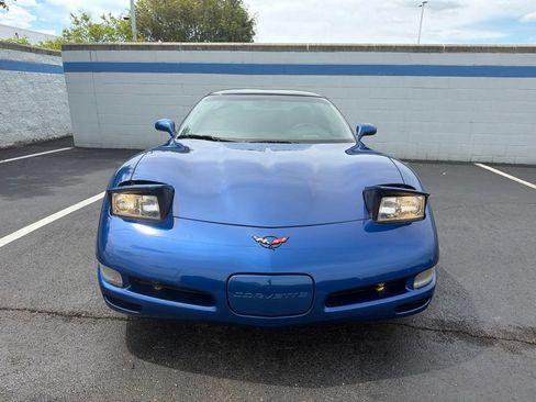 Used 2002 Chevrolet Corvette Coupe w/ Preferred Equipment Group2 RWD image 8