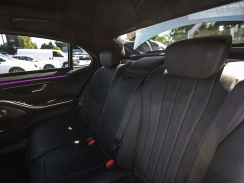 Used 2022 Mercedes-Benz S 580 4MATIC Sedan image 30