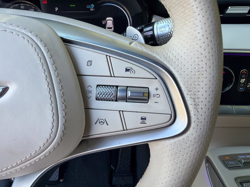 Used 2024 Genesis Electrified GV70 AWD/4WD image 9