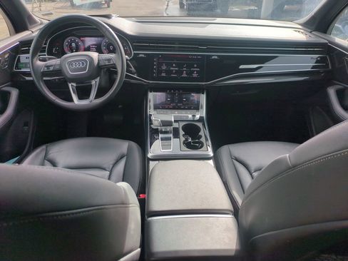 Used 2025 Audi Q7 3.0T Premium Plus image 17