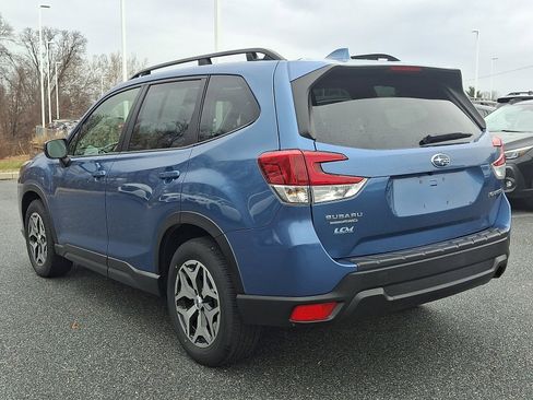 Certified 2023 Subaru Forester Premium image 5