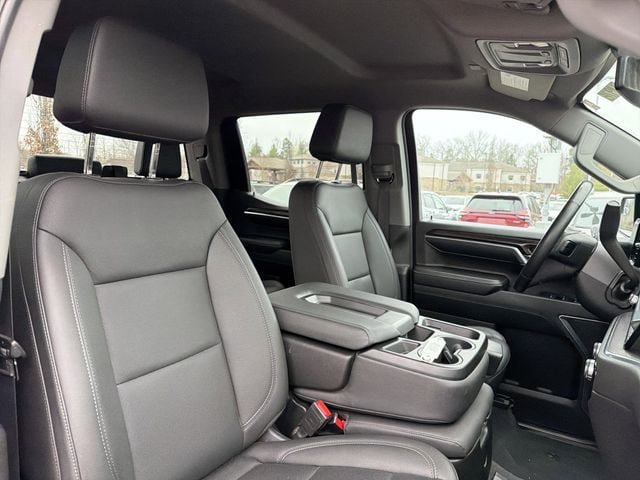 Used 2024 GMC Sierra 1500 SLT w/ X31 Off-Road Package AWD/4WD image 15