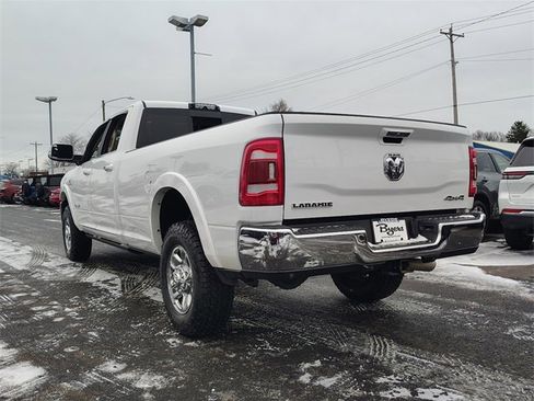 Used 2020 RAM 3500 Laramie image 10