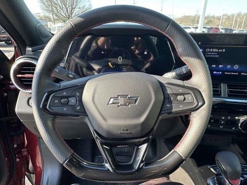 Used 2025 Chevrolet Trax RS image 25