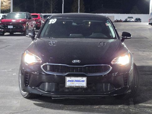 Used 2019 Kia Stinger image 3