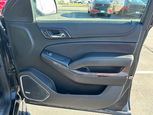 Used 2019 Chevrolet Tahoe LT image 27