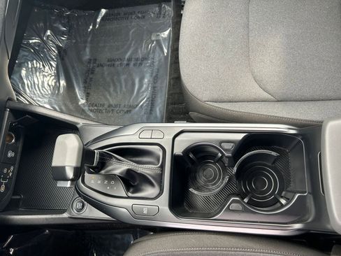 Used 2025 Kia K4 FWD image 41