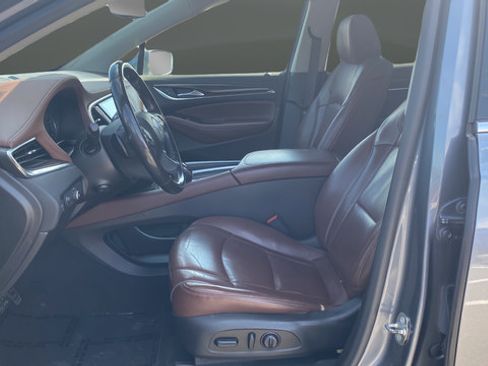 Used 2018 Buick Enclave Avenir w/ Avenir Technology Package AWD/4WD image 10