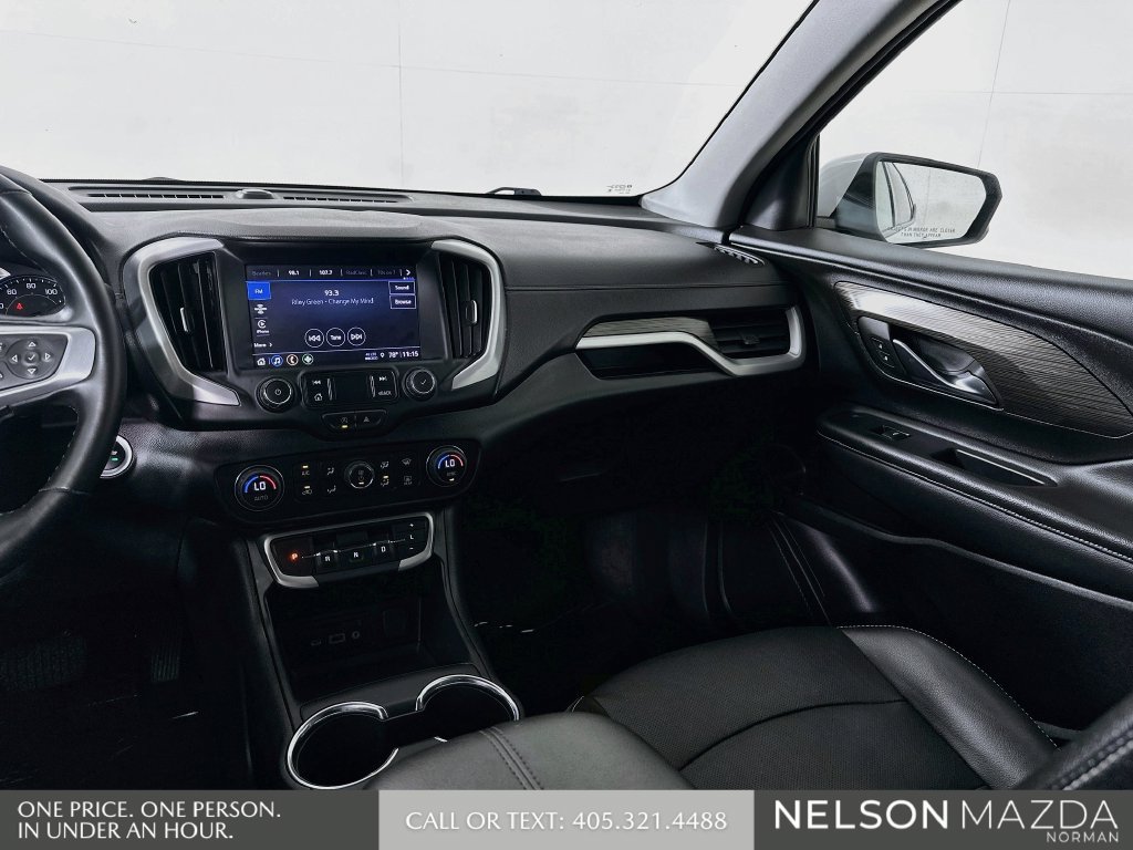 Used 2024 GMC Terrain SLT AWD/4WD image 23