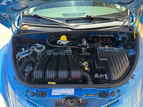 Used 2008 Chrysler PT Cruiser FWD image 19
