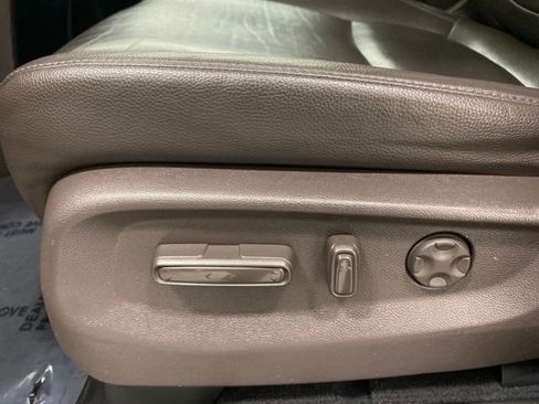 Used 2018 Honda Odyssey Touring image 16