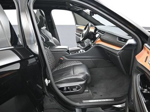 Used 2021 Jeep Grand Cherokee L Summit AWD/4WD image 40