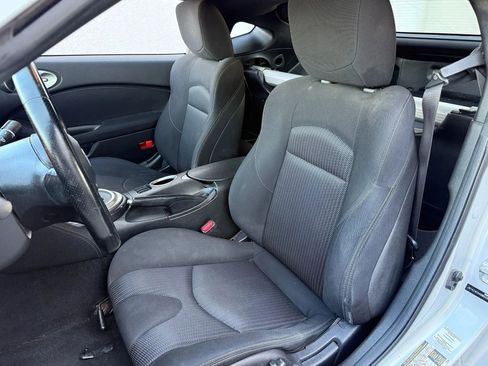 Used 2016 Nissan 370Z Coupe image 20